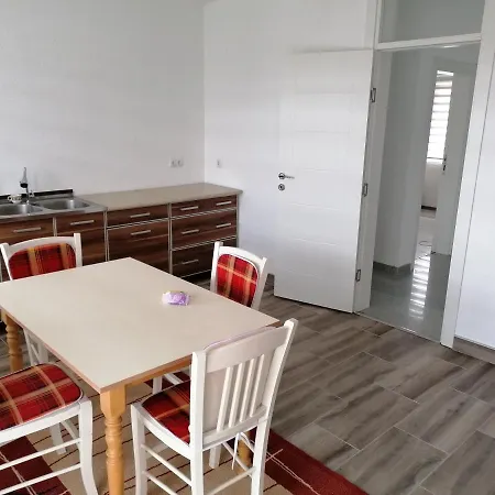 Vendégház As *